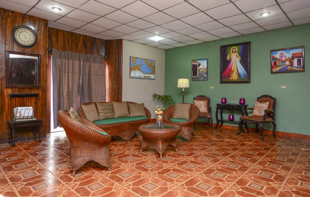 Hotel Libano León Extérieur photo